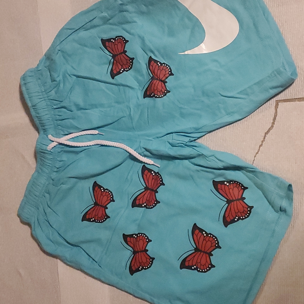 NEW NIKE SHORTS SIZE L FOR MEN'S